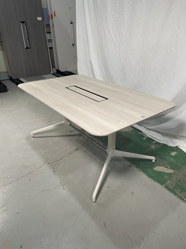 CCR016AT